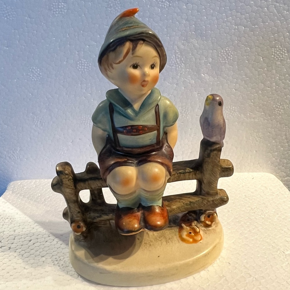 TMK-4 “Wayside Harmony” Hummel #111-3/0 is 4”tall and in excellent condition